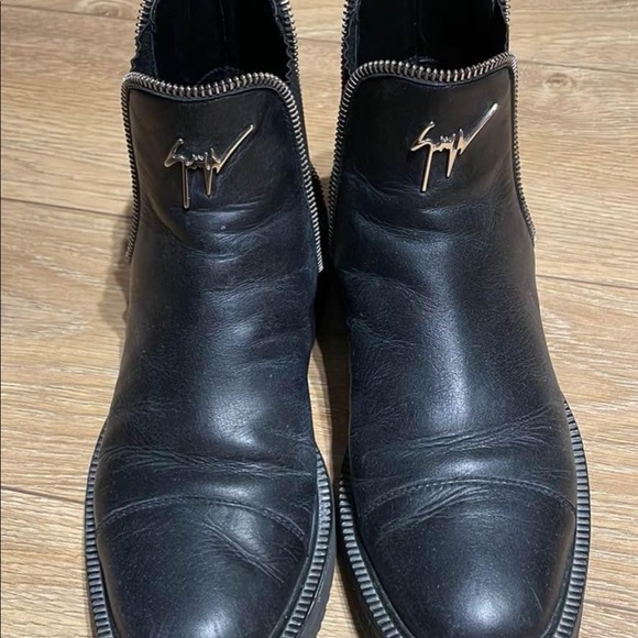 Giuseppe Zanotti Classic Black Boots With Original Box and dust bag - Picture 1 of 2